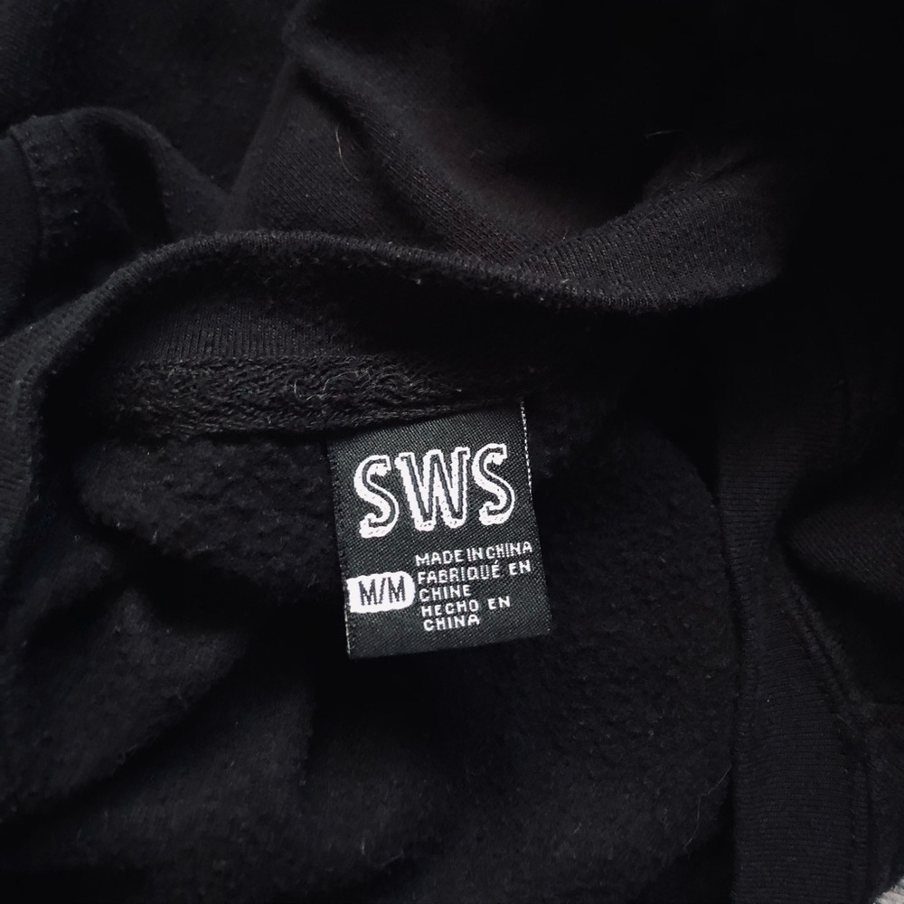 Sweater - Picture 6 of 6